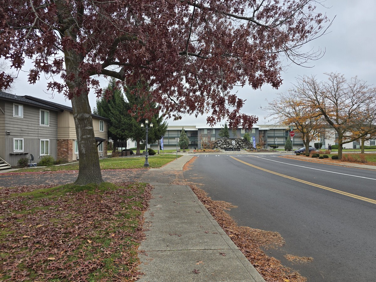 Lyons Ridge apartment exterior at dusk